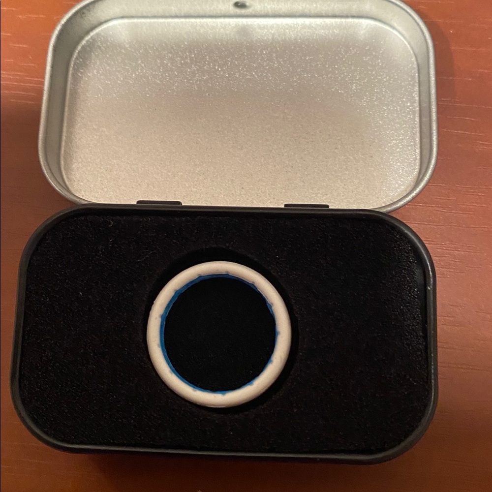 Groove Life White Ring with Blue Accent. Comes with black tin. - Picture 2 of 4